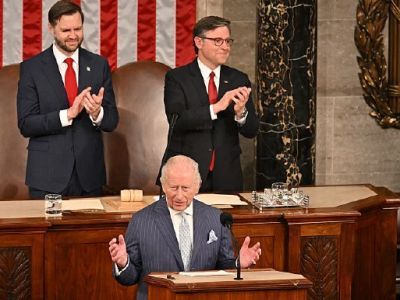 Король Карл III выступает в конгрессе США. Фото: t.news Король Карл III выступает в конгрессе США. Фото: t.news